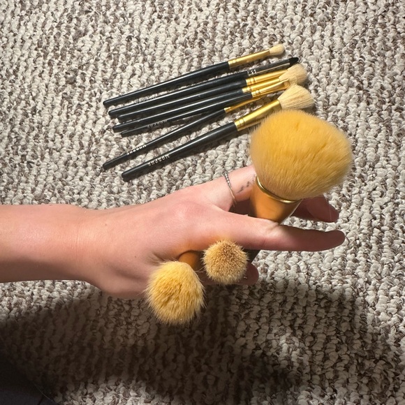 Set of 10 makeup brushes - Picture 5 of 6